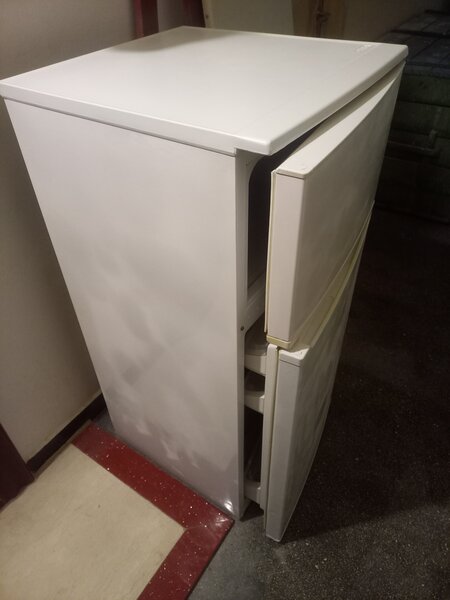 Vand frigider in stare perfecta de functionare